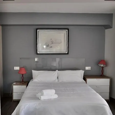 Iii Junto A Plaza Mayor Διαμέρισμα *