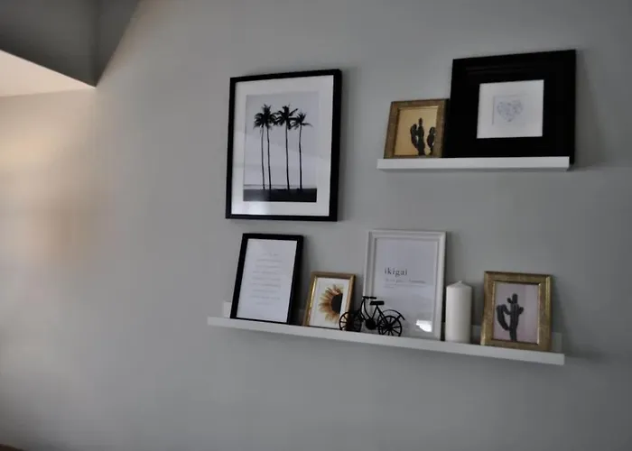 Iii Junto A Plaza Mayor Apartment