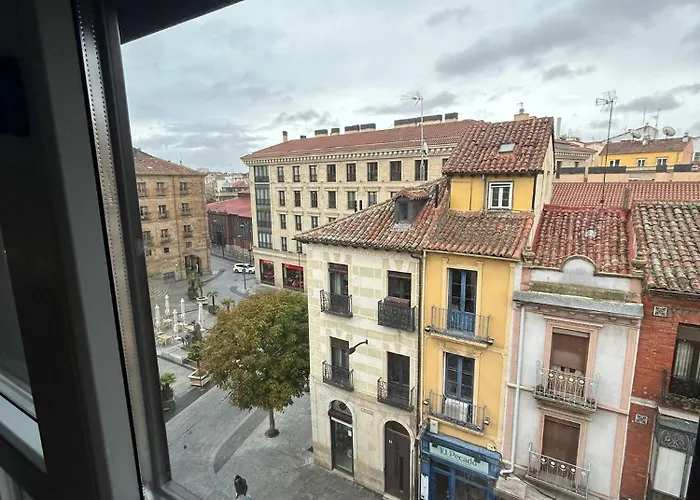 Iii Junto A Plaza Mayor Apartment *